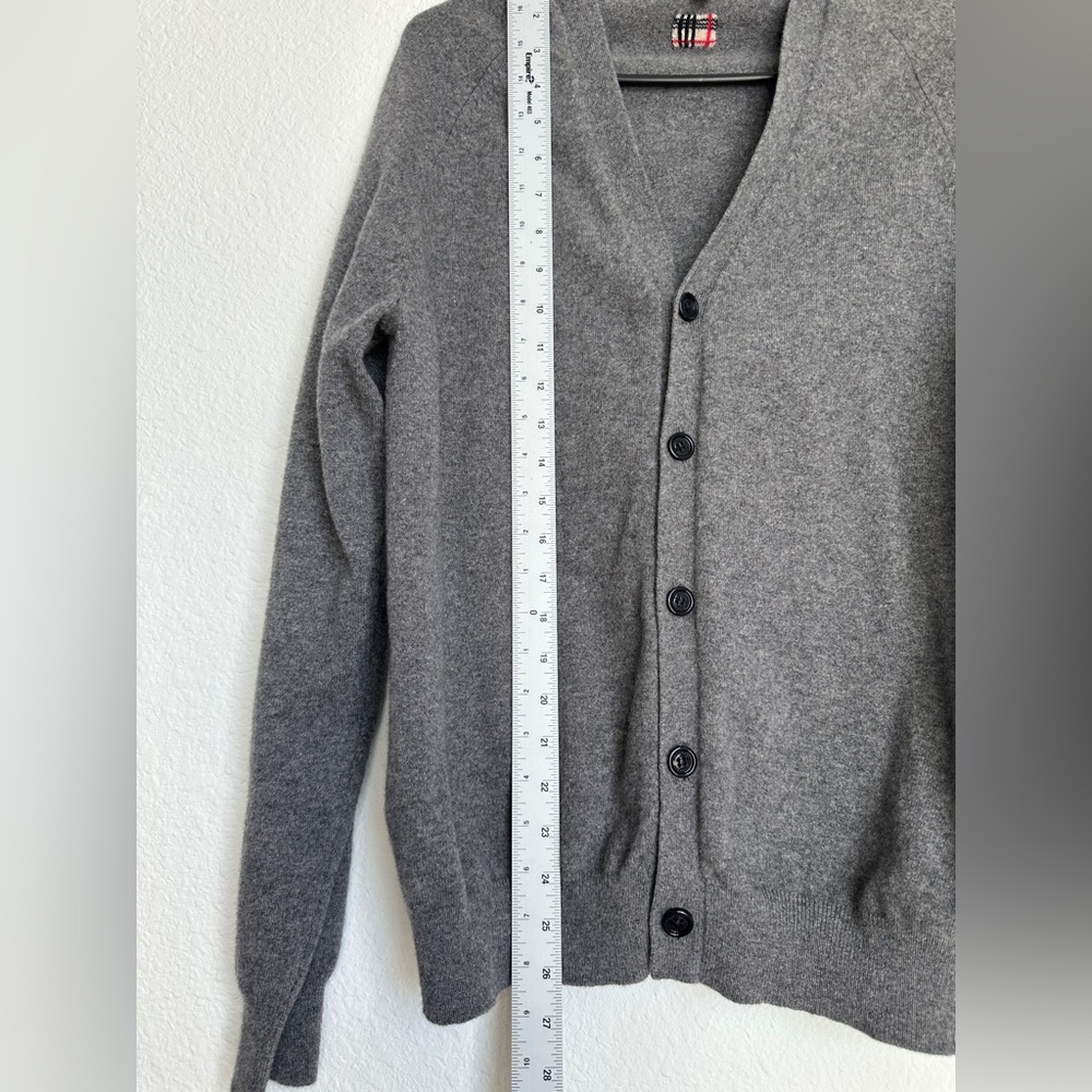 Burberry Men’s Cashmere‎ Grey Button-Front Cardigan fits Medium - Picture 12 of 13
